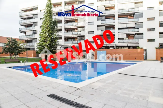Piso en venta en Avinguda de Llorenç Puig, número 00, El Mas Ratés-La Montserratina-El Ginestar (Viladecans) de 412.000 €