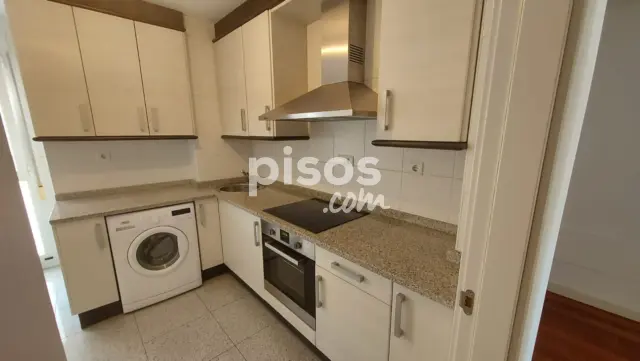 Apartamento en alquiler en Calle Platerías, Centro (Valladolid Capital) de 850 €<span>/mes</span>