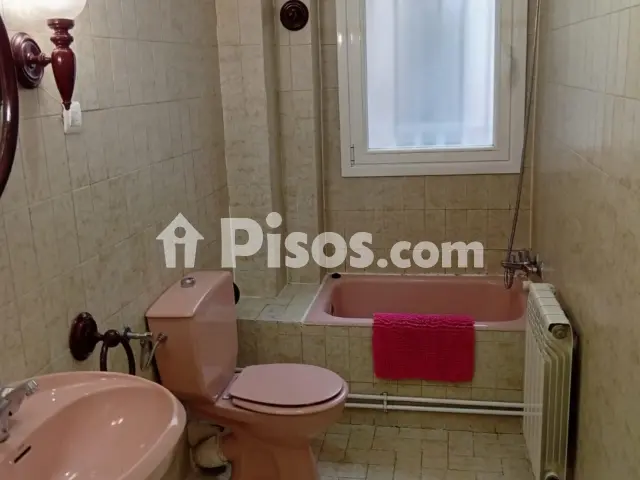 Piso en venta en Calle de Felipe II, San Miguel-San Nicolás-San Pablo (Valladolid Capital) de 215.000 €