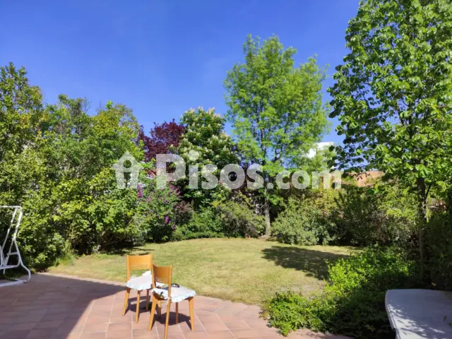 Casa adosada en venta en Calle de Parrillanos, Boecillo de 330.000 €