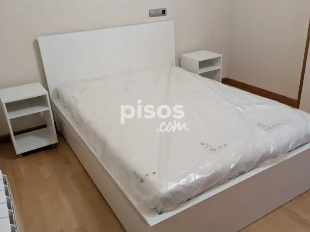 Piso en alquiler en Calle de Juan Mambrilla, Universidad (Valladolid Capital) de 750 €<span>/mes</span>