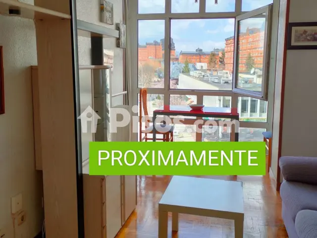 Piso en alquiler en Ermitagaña-Mendebaldea-Etxabakoitz, Ermitagaña-Mendebaldea-Etxabakoitz (Pamplona - Iruña) de 1.400 €<span>/mes</span>