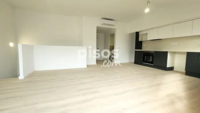 Dúplex en venta en Sant Pere, Sant Pere (Distrito Sant Pere-Zona Esportiva. Terrassa) de 356.000 €