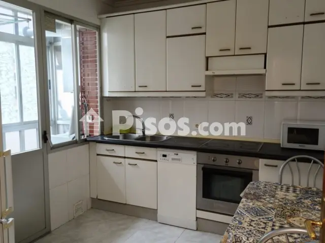 Piso en venta en Paseo de la Zumaquera, cerca de Mendiolabidea Kalea, San Cristóbal-Adurtza (Vitoria - Gasteiz) de 179.000 €