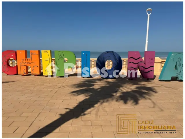 Chalet en venta en Playa Chipiona, Centro-Zona Playas (Chipiona) de 505.000 €
