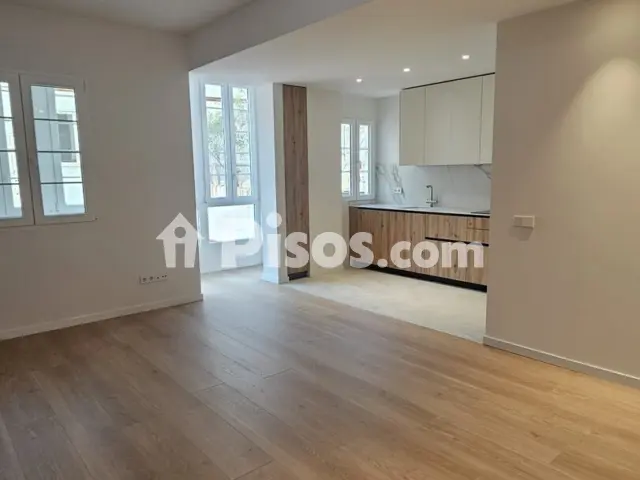 Piso en venta en Calle de Pelayo, La Roqueta (Distrito Extramurs. València Capital) de 380.000 €