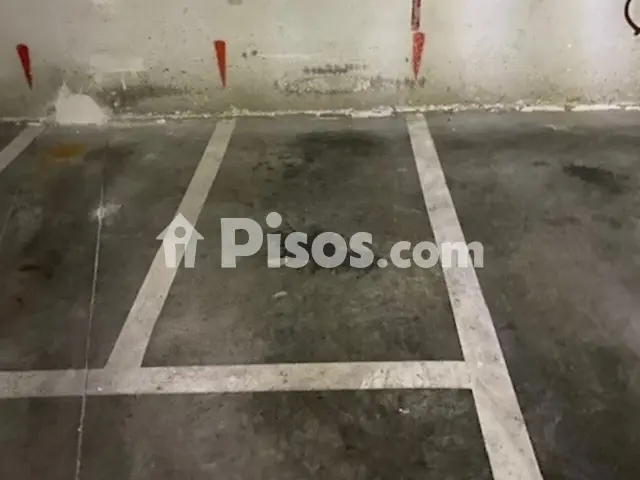 Garaje en venta en Carrer de Troia, Arrancapins (Distrito Extramurs. València Capital) de 6.400 €