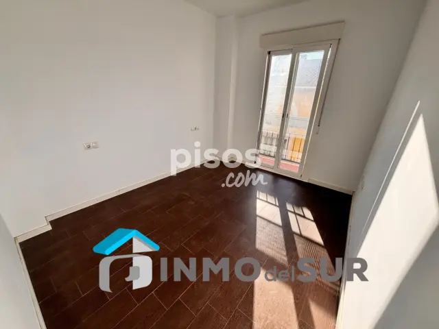 Dúplex en venta en Calle de Doña Leonor, Cabra de 192.000 €