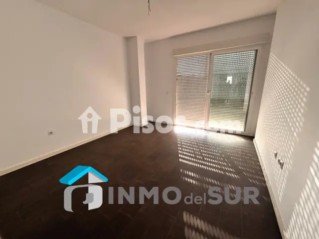 Dúplex en venta en Calle de Doña Leonor, Cabra de 199.000 €