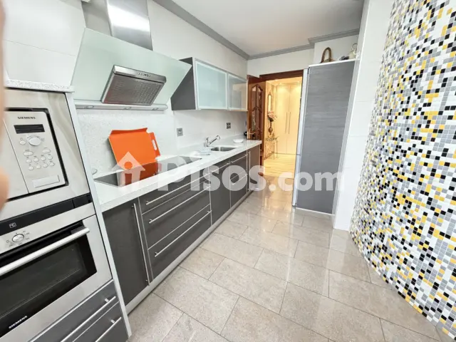 Piso en venta en Calle de Heraclio Alfaro, Aranbizkarra-Arantzabela (Vitoria - Gasteiz) de 335.000 €