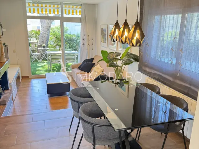 Casa en venta en Carrer de Ginjoler, Els Pins (Castell d'Aro, Platja d'Aro i s'Agaró) de 475.000 €