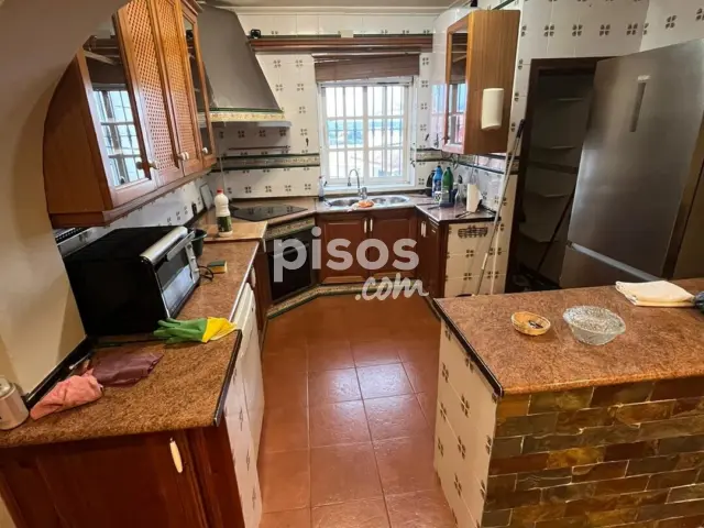Casa en alquiler en Calle de la Granja, Reconquista-San José Artesano-El Rosario (Algeciras) de 1.000 €<span>/mes</span>