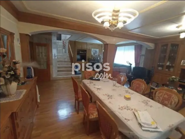 Casa en venta en Urbanización Parque de Olaz, 1, Olaz de Egüés - Olaz-Chipi (Valle de Egüés - Eguesibar) de 700.000 €