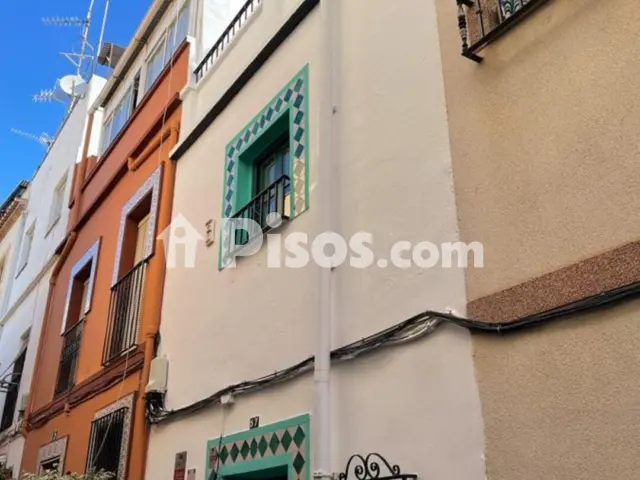 Casa en venta en Calle de los Clavelicos Alto, 17, Casco Urbano (Almuñécar) de 154.000 €