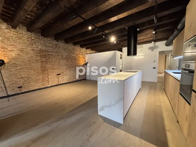Piso en venta en Carrer del Carme, cerca de Carrer de Jerusalem, El Raval (Distrito Ciutat Vella. Barcelona Capital) de 530.000 €