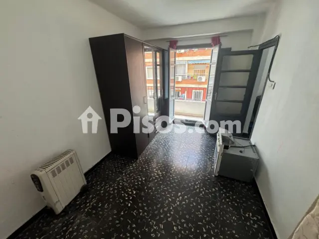 Piso en venta en Calle del Padre Viñas, cerca de Carrer de Sant Joan de la Penya, Orriols (Distrito Rascanya. València Capital) de 147.000 €