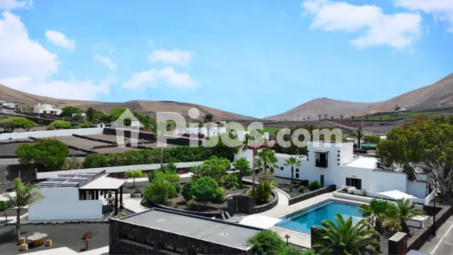 Chalet en venta en Calle La Recontra, Uga (Yaiza) de 3.600.000 €