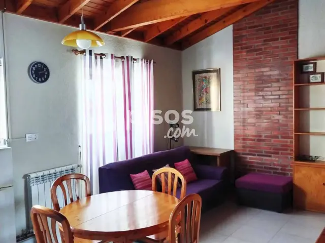 Piso en alquiler en Calle de Raimundo Revilla, 1, Centro (Laredo) de 2.950 €<span>/mes</span>