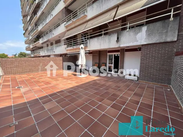 Piso en alquiler en Calle del Comandante Villar, 3, Centro (Laredo)