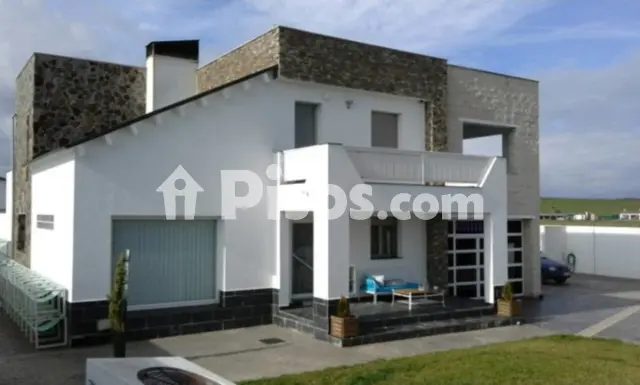 Chalet adosado en venta en Carretera Coria - Casillas de Coria,