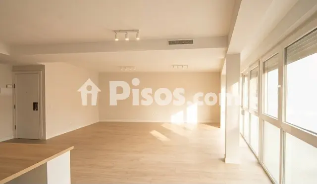 Piso en alquiler en Casco Histórico, Casco Histórico (Guadalajara Capital) de 1.180 €<span>/mes</span>