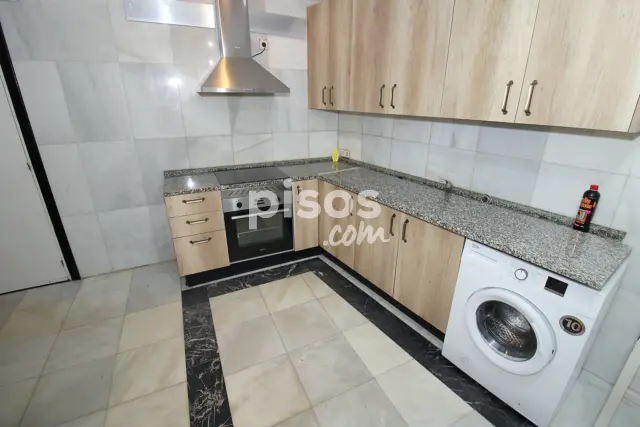Casa en alquiler en Torrelaguna, Torrelaguna de 1.500 €<span>/mes</span>