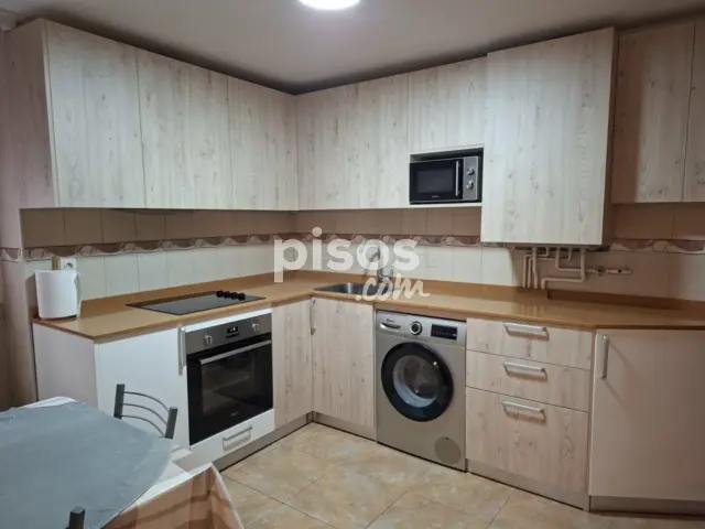 Piso en venta en Calle Zapatería, cerca de Errementari Kalea, Casco Viejo (Vitoria - Gasteiz) de 155.000 €