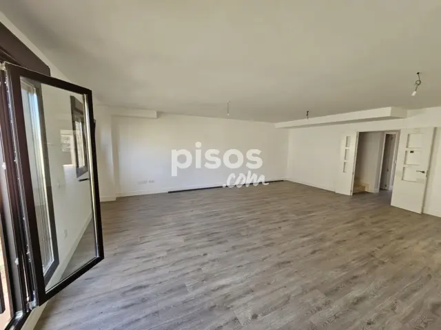 Chalet en alquiler en Calle del Obispo Antonio Palenzuela, 11, La Lastrilla de 1.500 €<span>/mes</span>