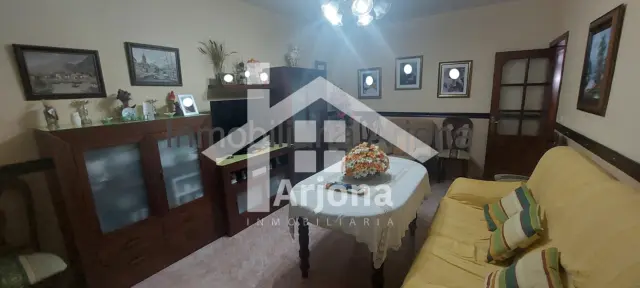 Casa en venta en Calle San Juan, Navas del Selpillar (Lucena) de 130.000 €