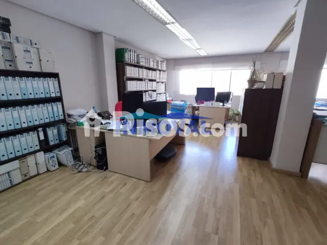 Oficina en venta en Valdepeñas