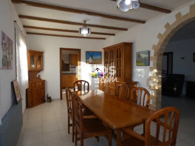 Chalet en venta en Borriol, Borriol de 265.000 €
