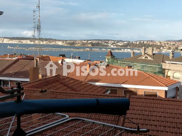 Piso en venta en Calle del General Castaños, cerca de Calle de Ortuño de Alango, Buenavista (Portugalete) de 175.000 €