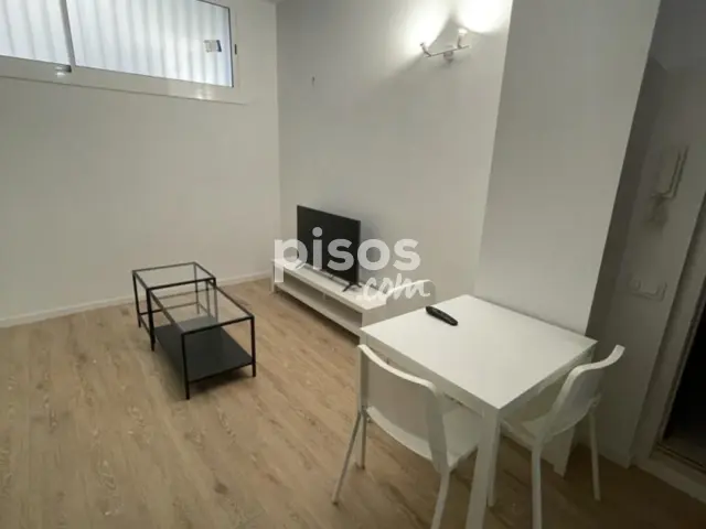 Piso en alquiler en Plaça de Cervantes, Centre Històric (Lleida Capital) de 250 €<span>/mes</span>