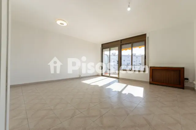 Piso en venta en Carrer de Mallorca, Nou Eixample Sud (Tarragona Capital) de 305.000 €