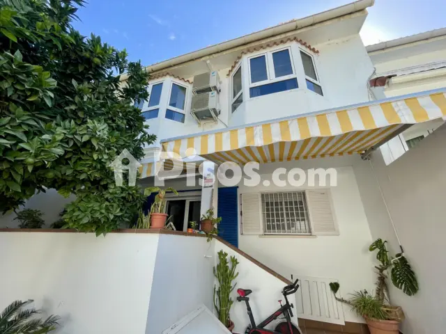 Casa en venta en Plaza de Neptuno, Hornos Púnicos (San Fernando) de 330.000 €
