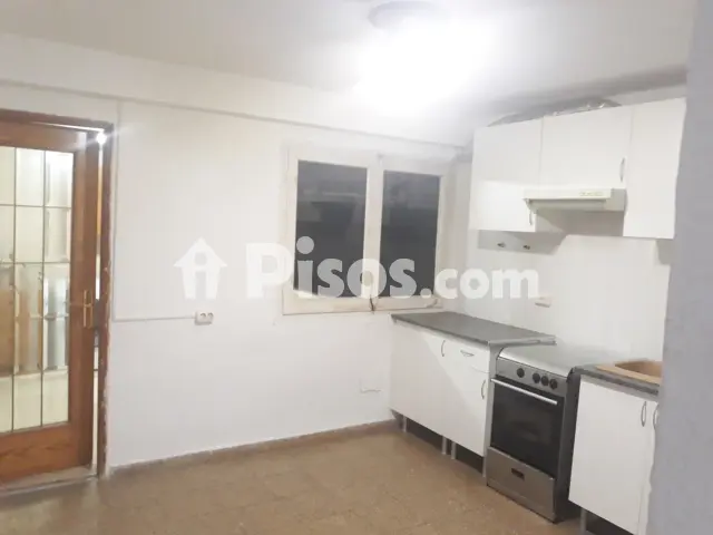 Piso en alquiler en Carrer de Murillo, 8, Centre (Manises) de 720 €<span>/mes</span>