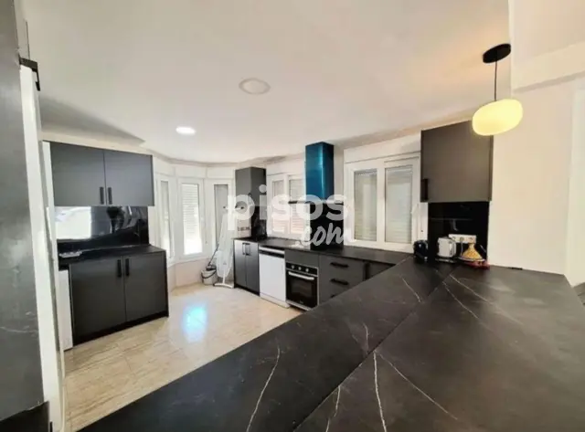 Casa en alquiler en San Francisco, San Francisco (Fuengirola) de 2.900 €<span>/mes</span>