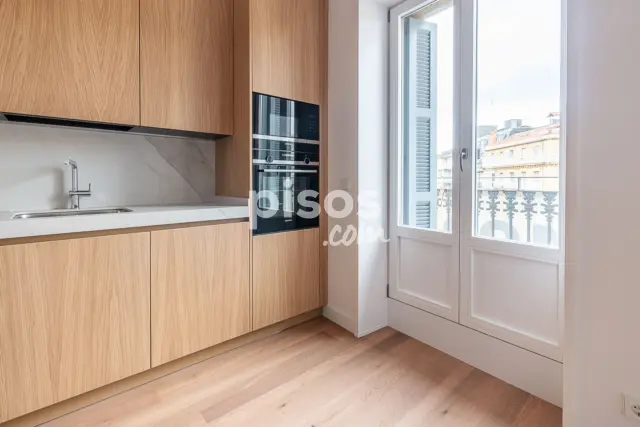 Piso en venta en Calle de Prim, 10, Centro (San Sebastián - Donostia) de 725.000 €