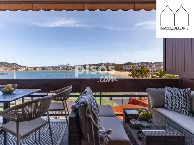 Piso en venta en Plaza del Funicular, 2, Antiguo Ondarreta (San Sebastián - Donostia) de 1.850.000 €