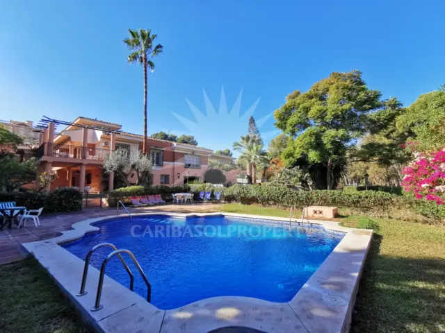 Casa en venta en Avenida de Ricardo Gross, 8, El Pinar-Palacio de Congresos (Torremolinos) de 1.860.000 €