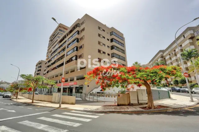 Piso en venta en Calle de Elías Ramos González, 5, Ifara-Residencial Anaga (Distrito Centro-Ifara. Santa Cruz de Tenerife Capital) de 745.000 €