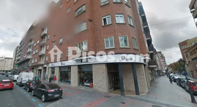 Local comercial en venta en Calle del Becerro de Bengoa, número SN, Centro (Palencia Capital) de 136.000 €