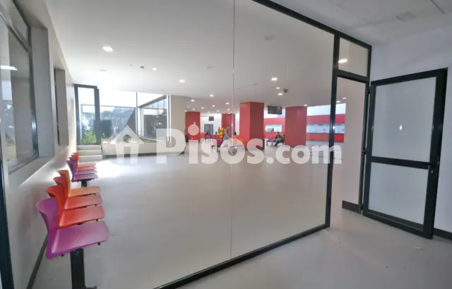 Local comercial en alquiler en Avenida de Simón Nieto, número SN, Centro (Palencia Capital) de 300 €<span>/mes</span>