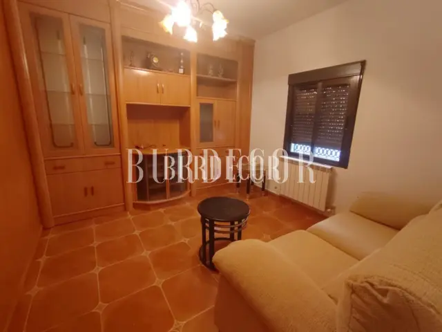 Casa adosada en venta en Zona Centro, Moraleja de Enmedio de 350.000 €