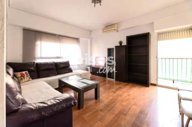 Piso en venta en Carrer de Sant Francesc de Borja, cerca de Carrer de la Mare de Déu de Montiel, Santa Rita-Alborgí (Paterna) de 180.000 €