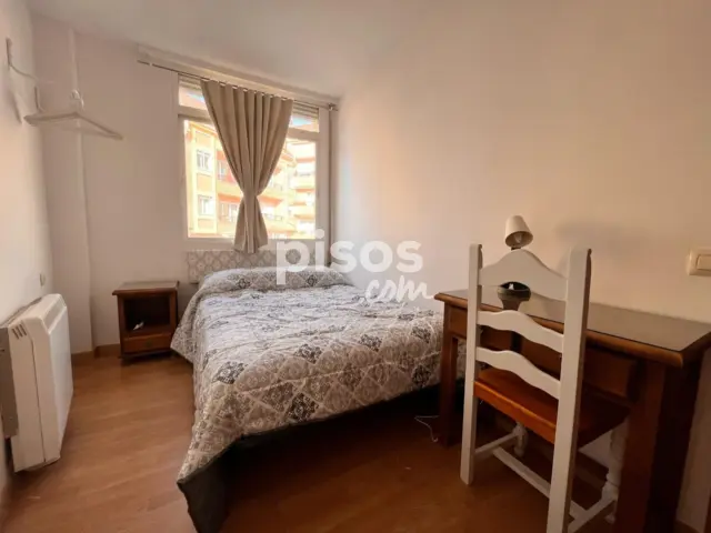 Habitación en alquiler en Vía Romana, Vía Romana (Segovia Capital) de 450 €<span>/mes</span>