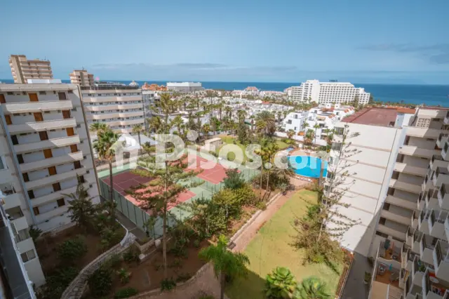 Apartamento en venta en Avenida Santiago Puig, Playa de Las Américas (Arona) de 350.000 €