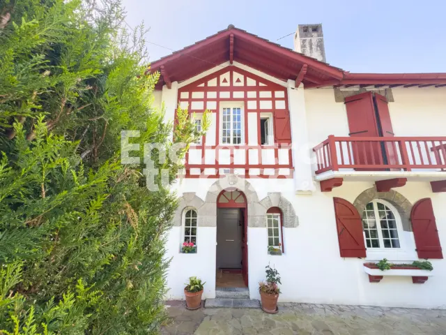 Casa en venta en Calle Behobie, Hendaye de 532.000 €
