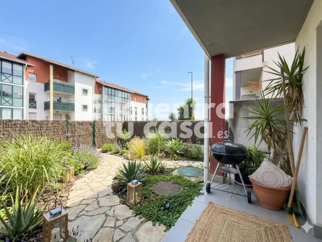 Piso en venta en Calle Aldapa, Urrugne de 198.000 €