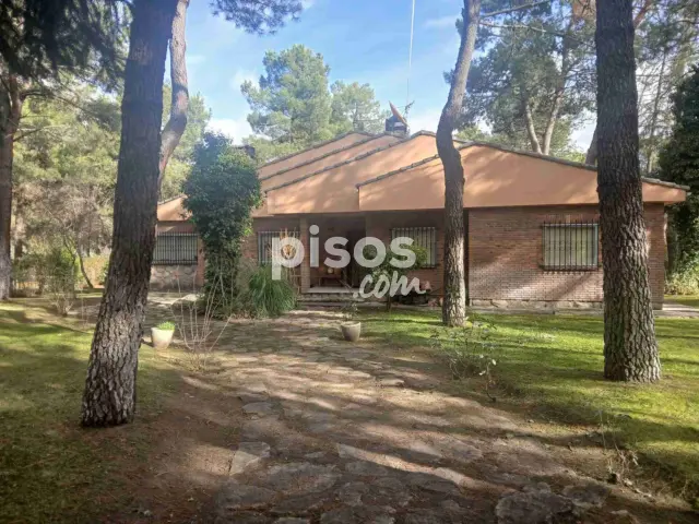 Chalet unifamiliar en venta en Marugán, Marugán de 220.000 €